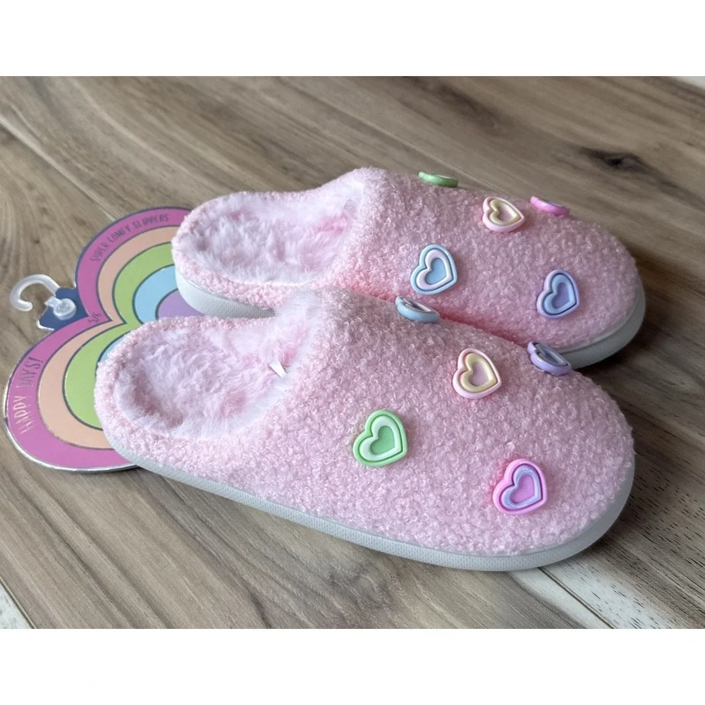 Danbar Slippers Girls Size 5/6 Pink Fuzzy Rainbow Heart‎ Slip On Shoes NEW